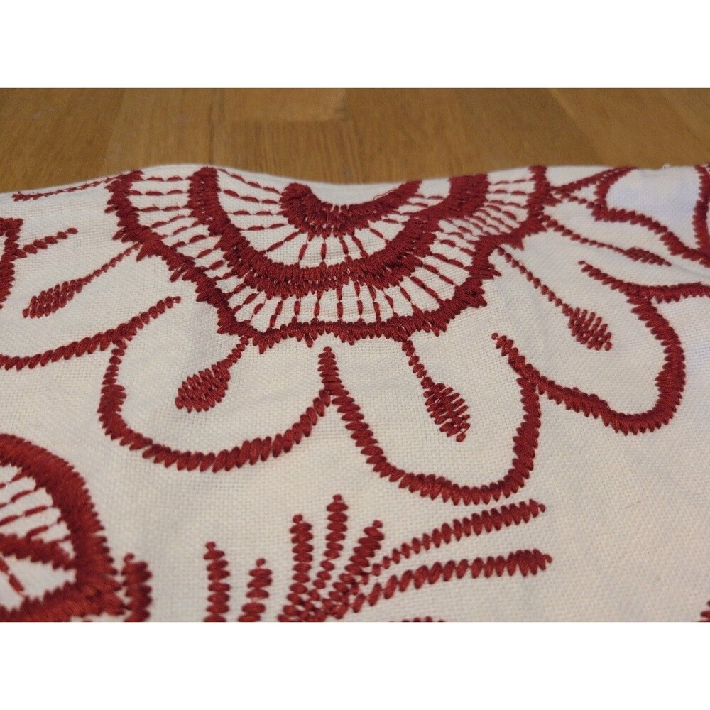 Pottery Barn Embroidered Red Floral Linen 20" Pillow Cover Cottage Core - Picture 3 of 9